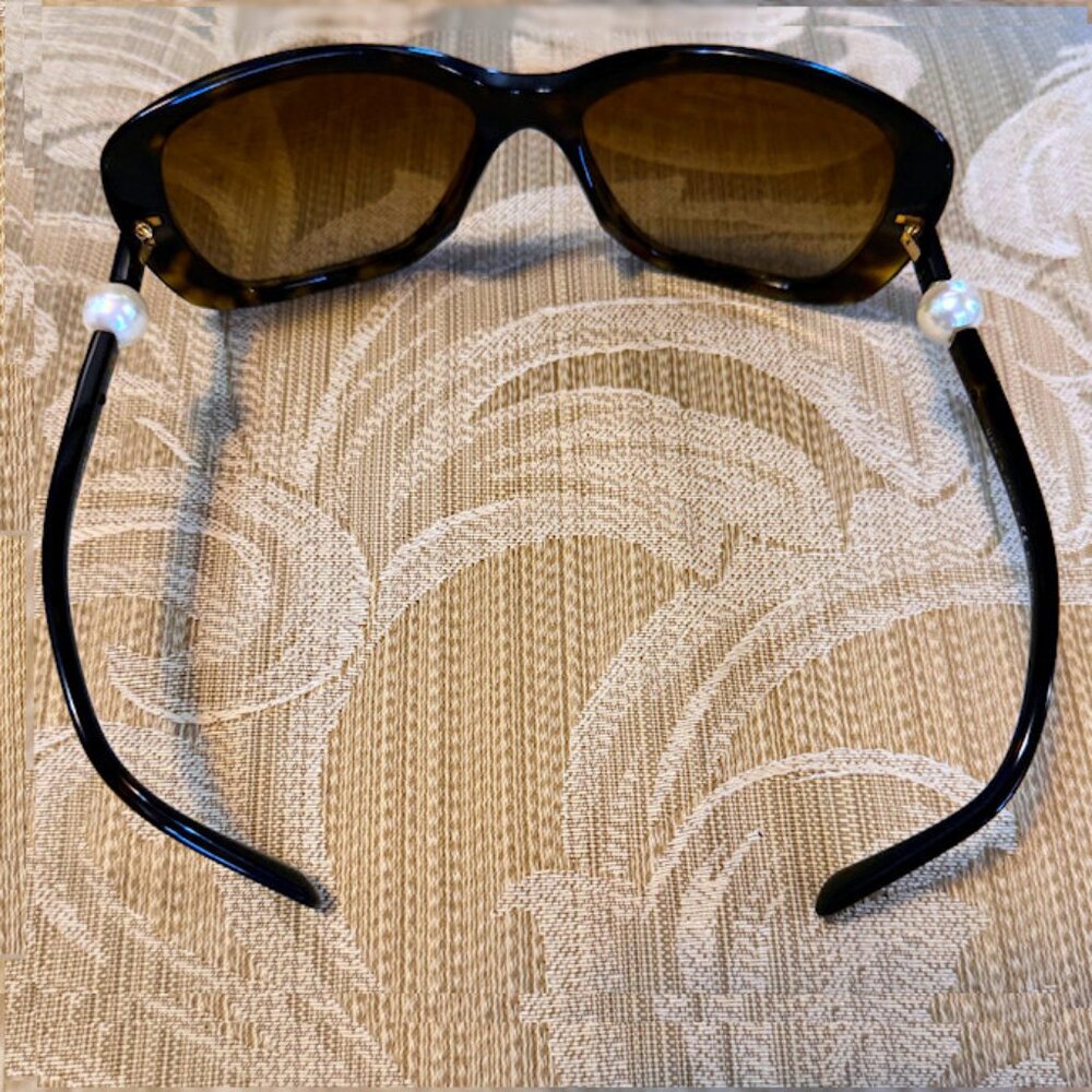 Vintage CHANEL Pearl Accent 5303-H Sunglasses - Picture 7 of 13